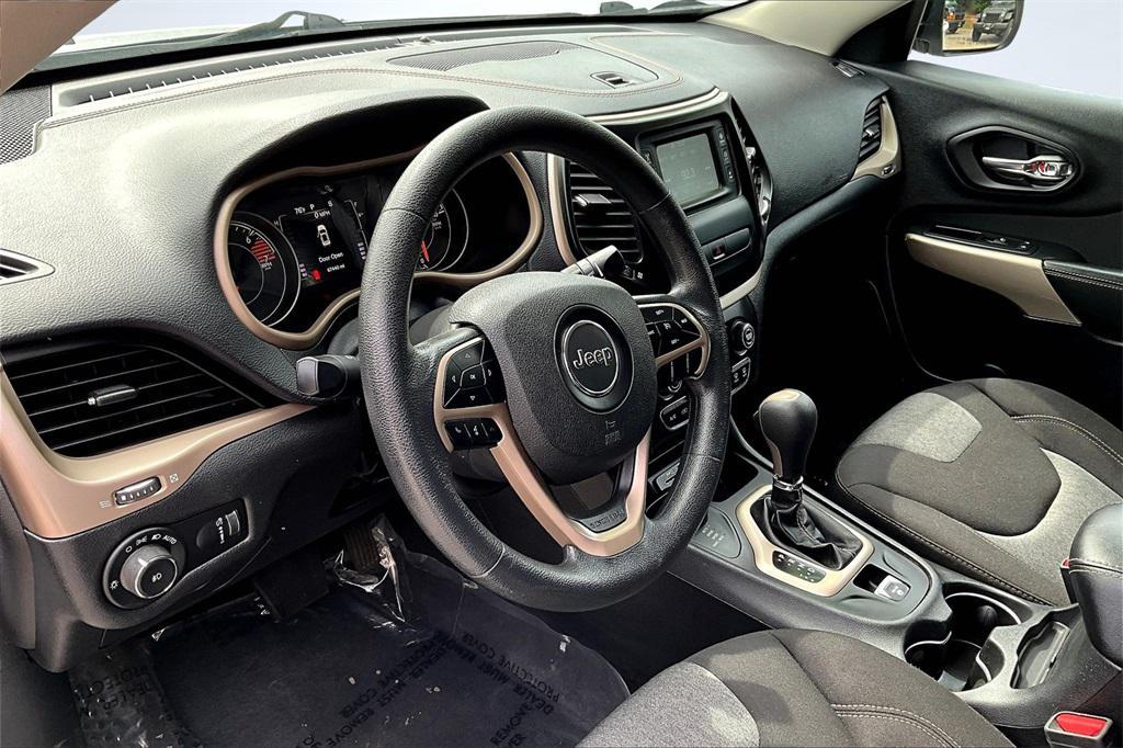 used 2018 Jeep Cherokee car, priced at $14,295