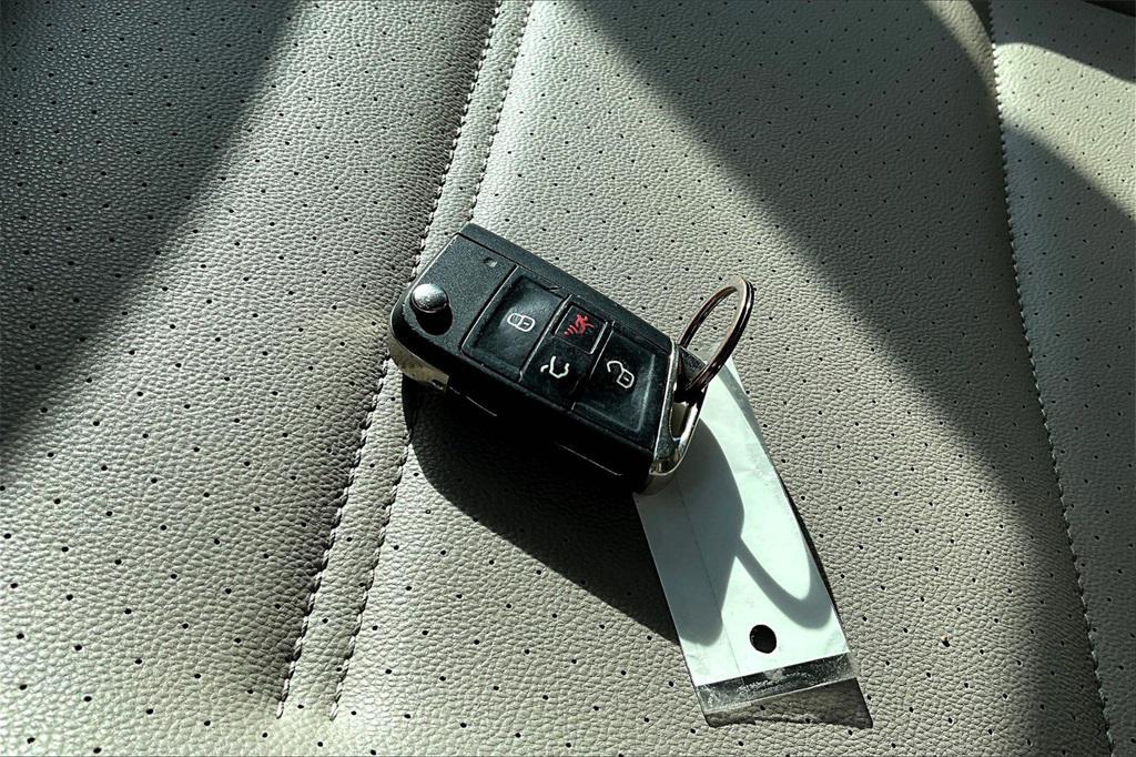 used 2018 Volkswagen Golf SportWagen car, priced at $12,495