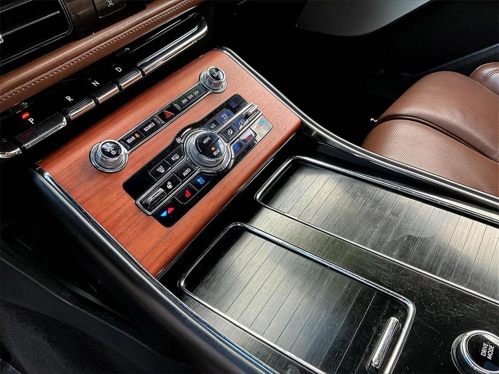 used 2020 Lincoln Aviator car, priced at $25,995