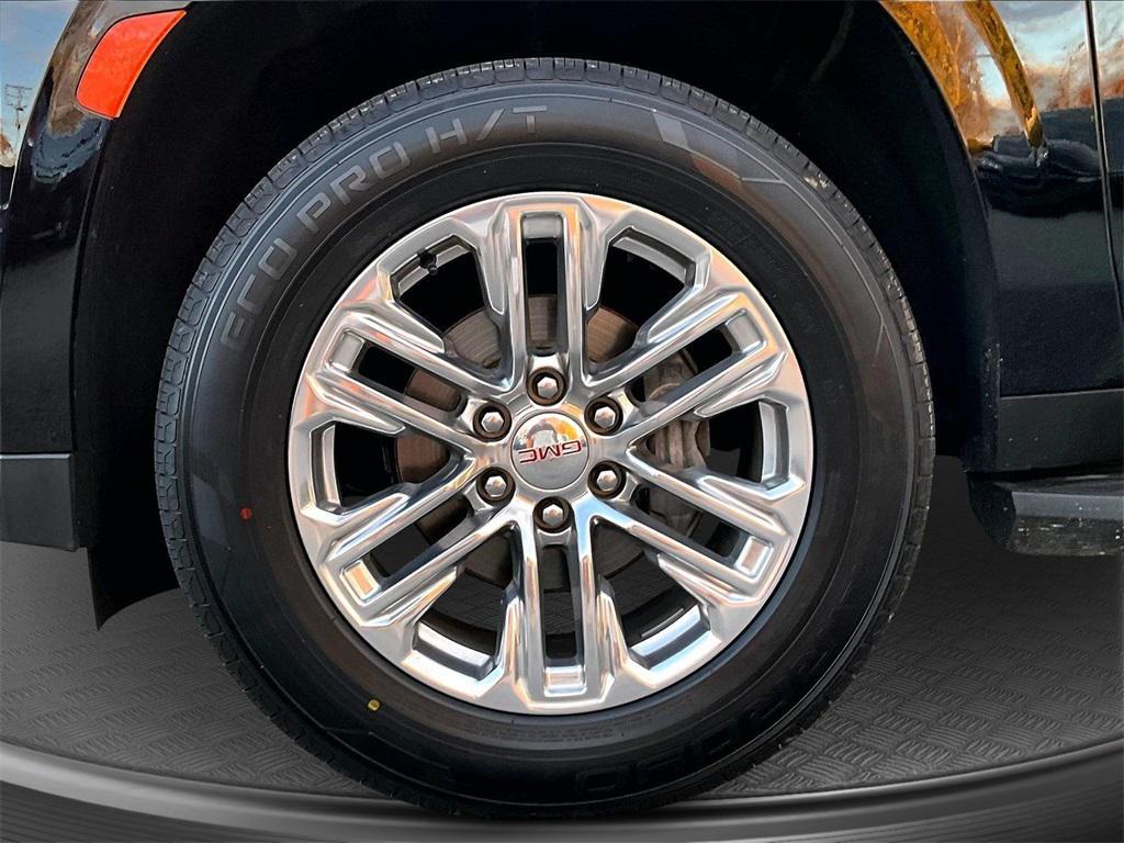 used 2021 GMC Yukon car, priced at $37,995