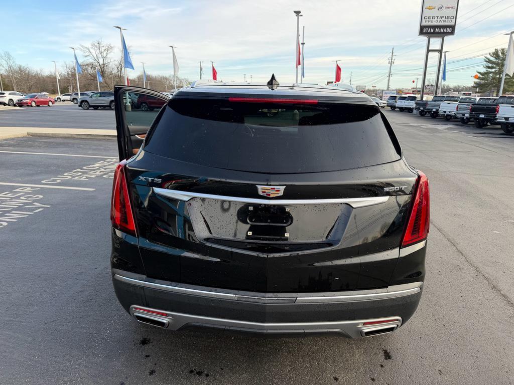 used 2023 Cadillac XT5 car, priced at $31,620