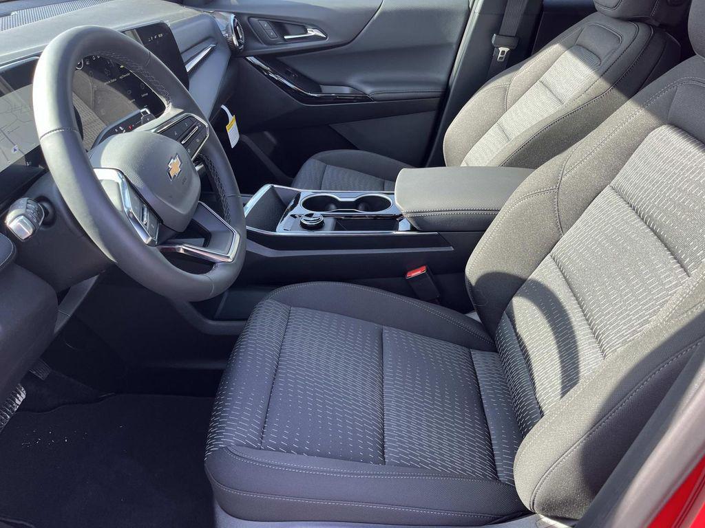 new 2026 Chevrolet Equinox car, priced at $27,490