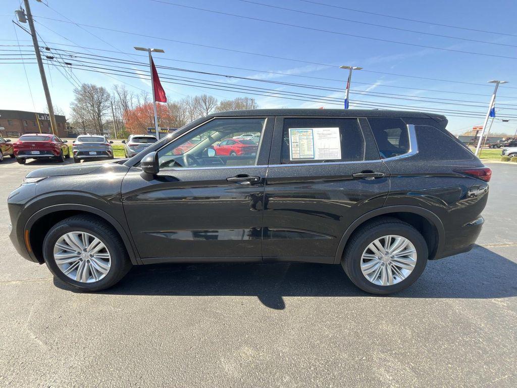 used 2023 Mitsubishi Outlander car, priced at $24,749