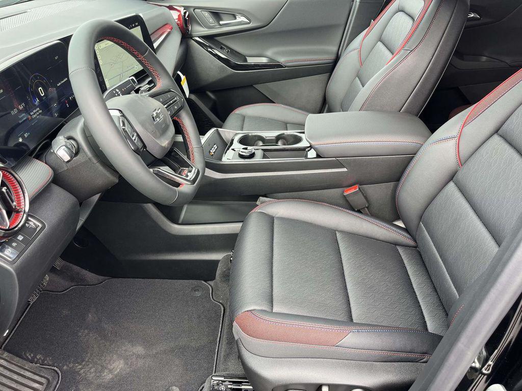 new 2026 Chevrolet Equinox car, priced at $33,345