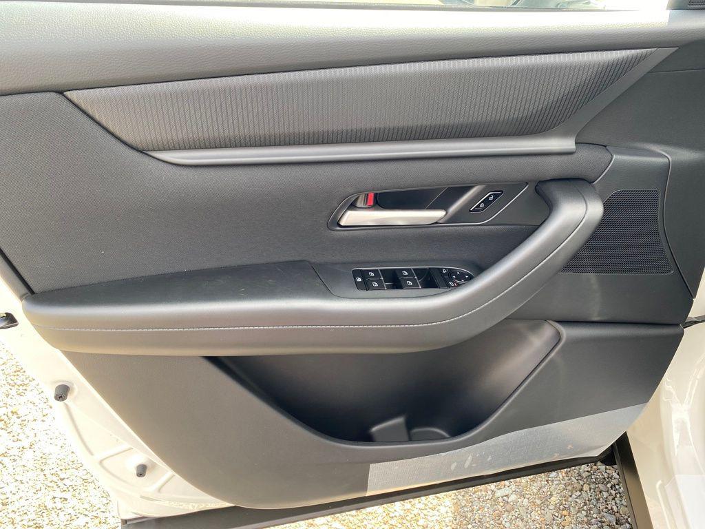 new 2026 Mazda CX-70 PHEV car, priced at $43,766