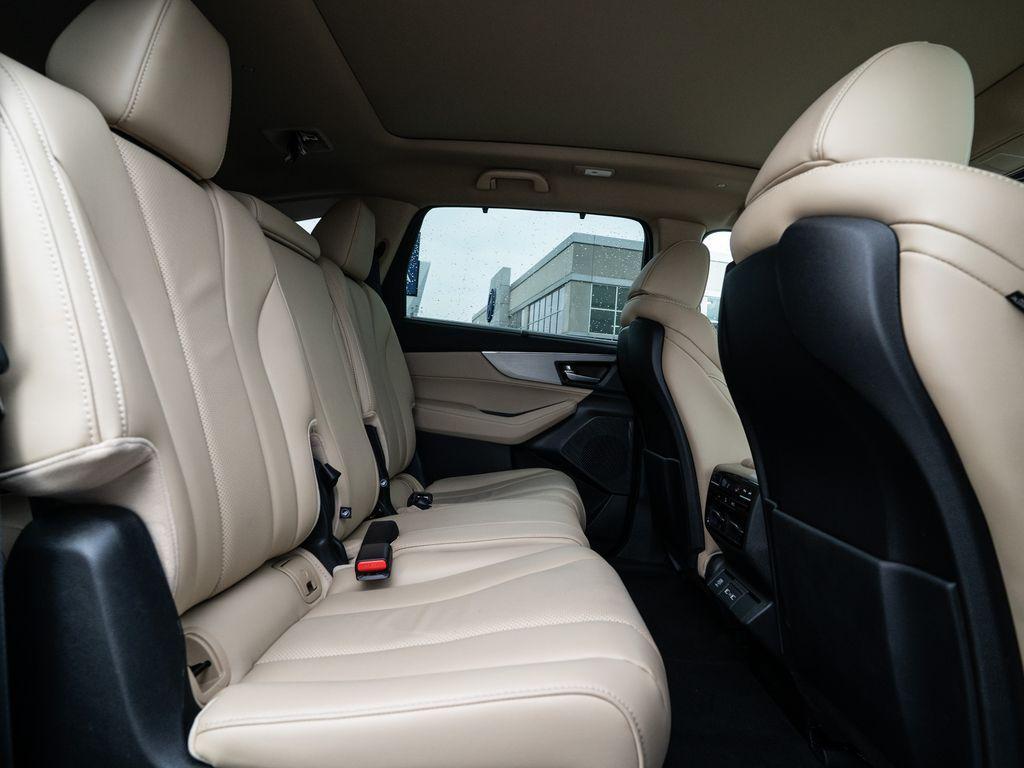 used 2023 Acura MDX car, priced at $41,900