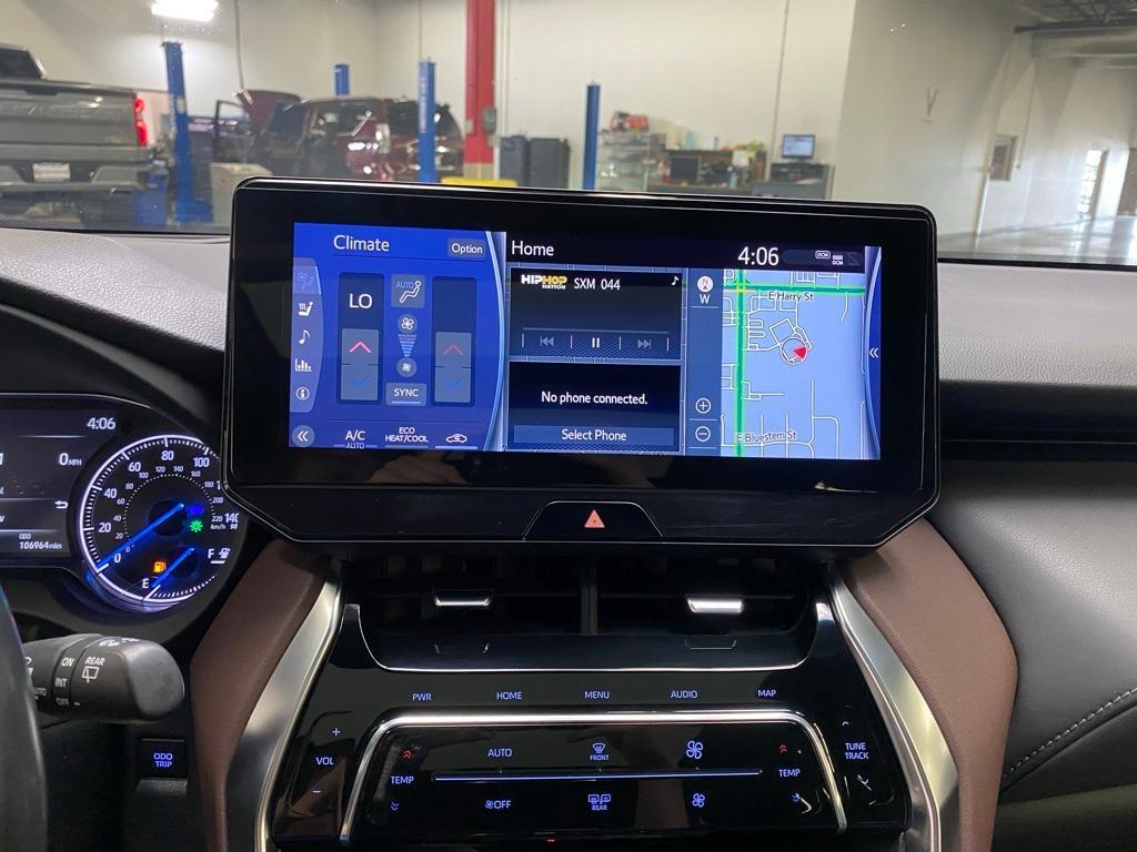 2021 Black Toyota Venza