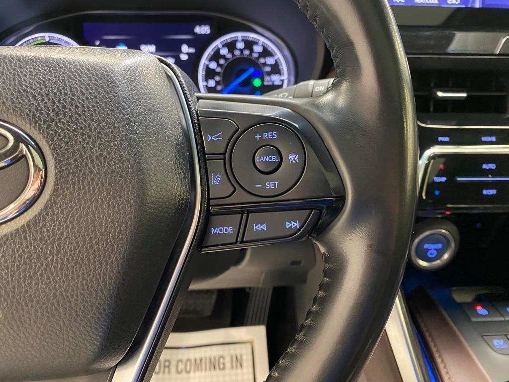 2021 Black Toyota Venza