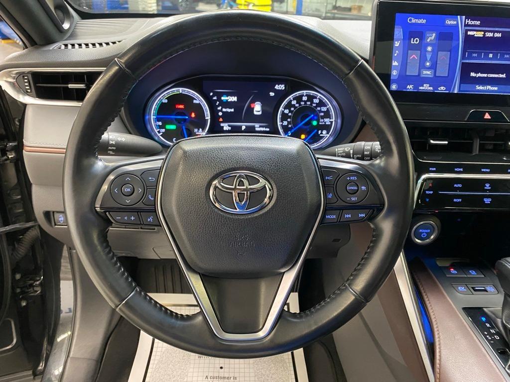 2021 Black Toyota Venza