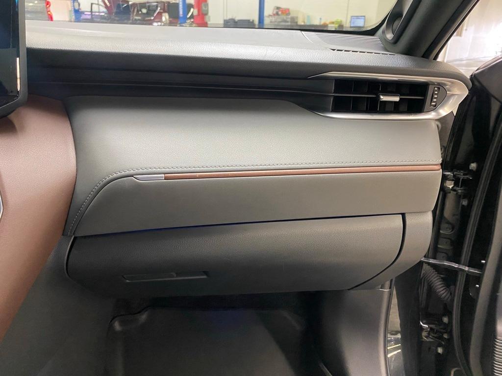 2021 Black Toyota Venza