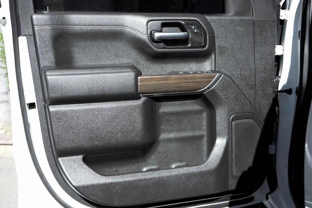 used 2022 Chevrolet Silverado 1500 car, priced at $31,995