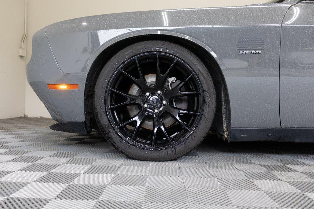 used 2017 Dodge Challenger car