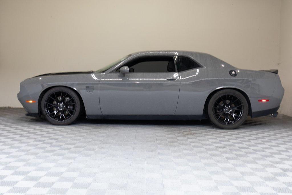 used 2017 Dodge Challenger car
