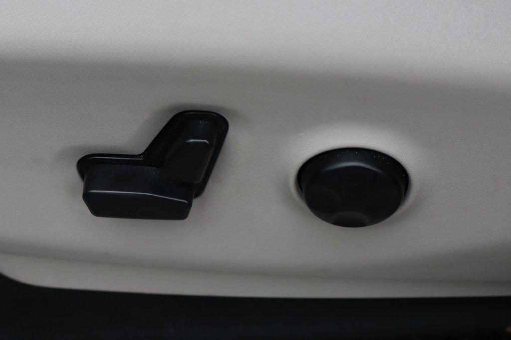 used 2021 Chrysler Pacifica car, priced at $16,995