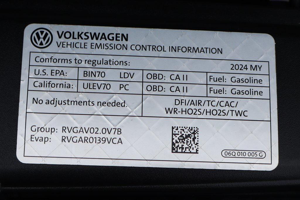 used 2024 Volkswagen Golf GTI car, priced at $31,995