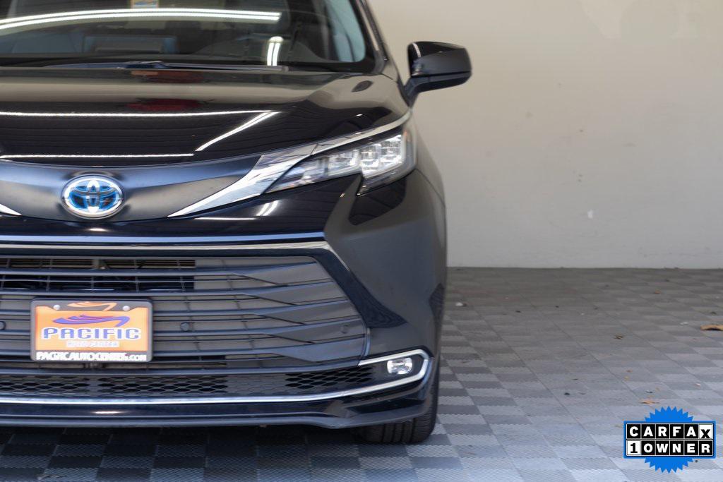 used 2023 Toyota Sienna car, priced at $41,995