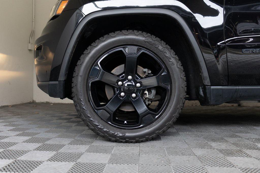 used 2019 Jeep Grand Cherokee car, priced at $13,995