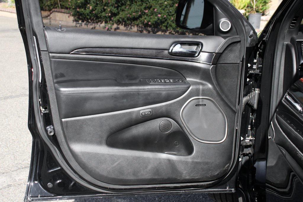 used 2021 Jeep Grand Cherokee car, priced at $31,995