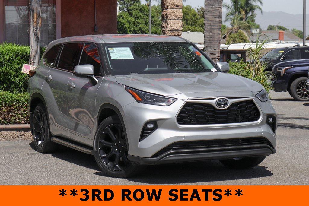 used 2022 Toyota Highlander car, priced at $23,995