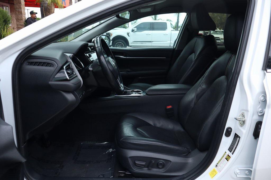 used 2020 Toyota Camry Hybrid car, priced at $15,995