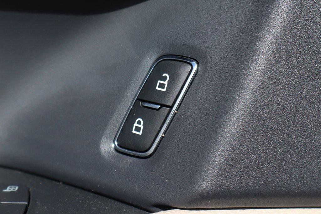 used 2022 Ford Expedition car, priced at $40,995