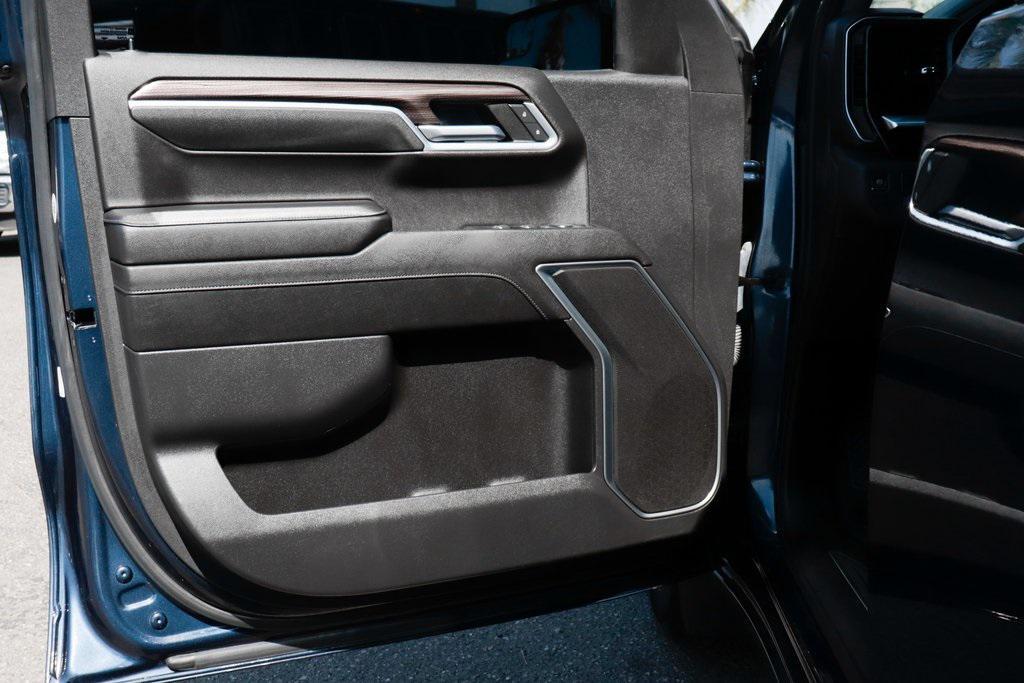 used 2022 Chevrolet Silverado 1500 car, priced at $31,995