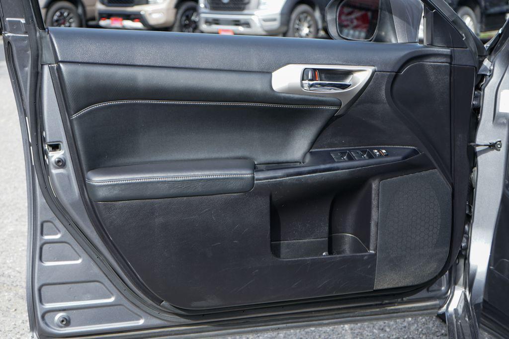 used 2016 Lexus CT 200h car, priced at $10,995