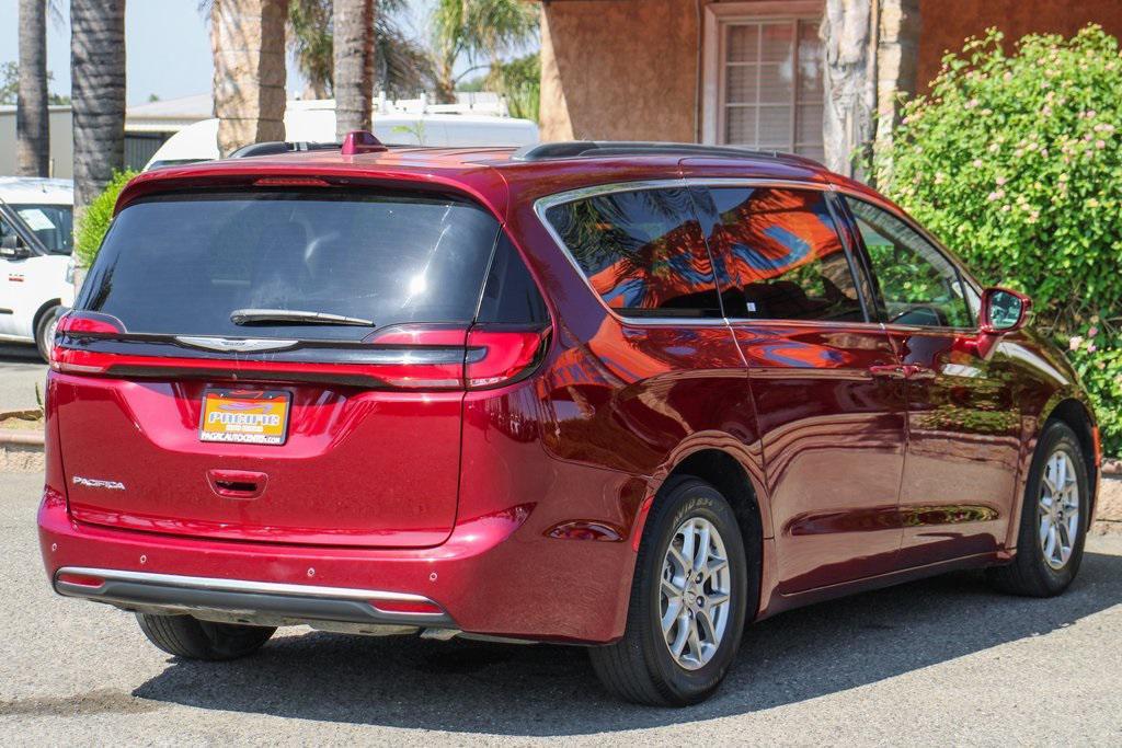 used 2021 Chrysler Pacifica car, priced at $22,995