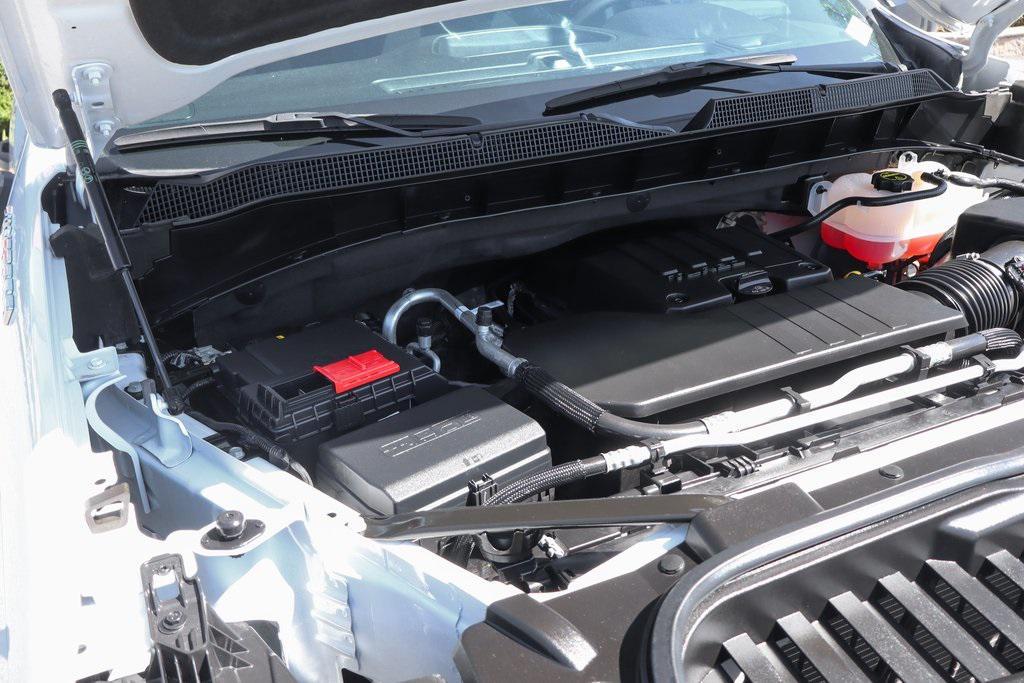 used 2024 Chevrolet Silverado 1500 car, priced at $31,995