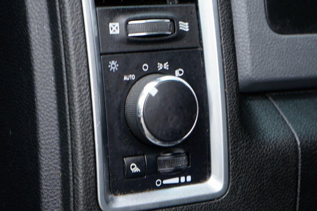 used 2020 Ram 1500 Classic car, priced at $22,995