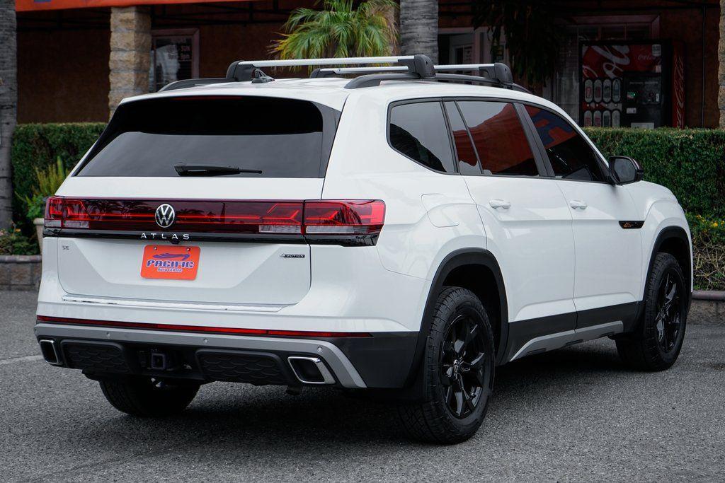 used 2025 Volkswagen Atlas car, priced at $37,995