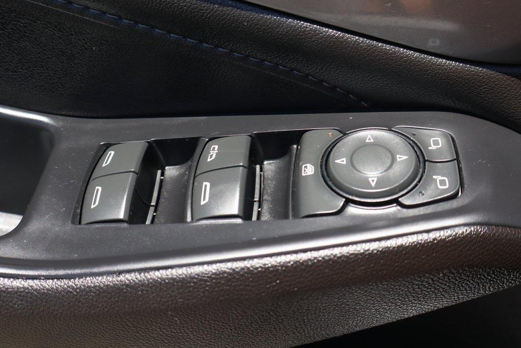 used 2022 Chevrolet Traverse car, priced at $20,995