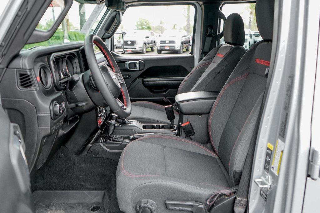 used 2024 Jeep Gladiator car