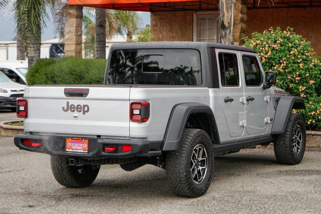 used 2024 Jeep Gladiator car