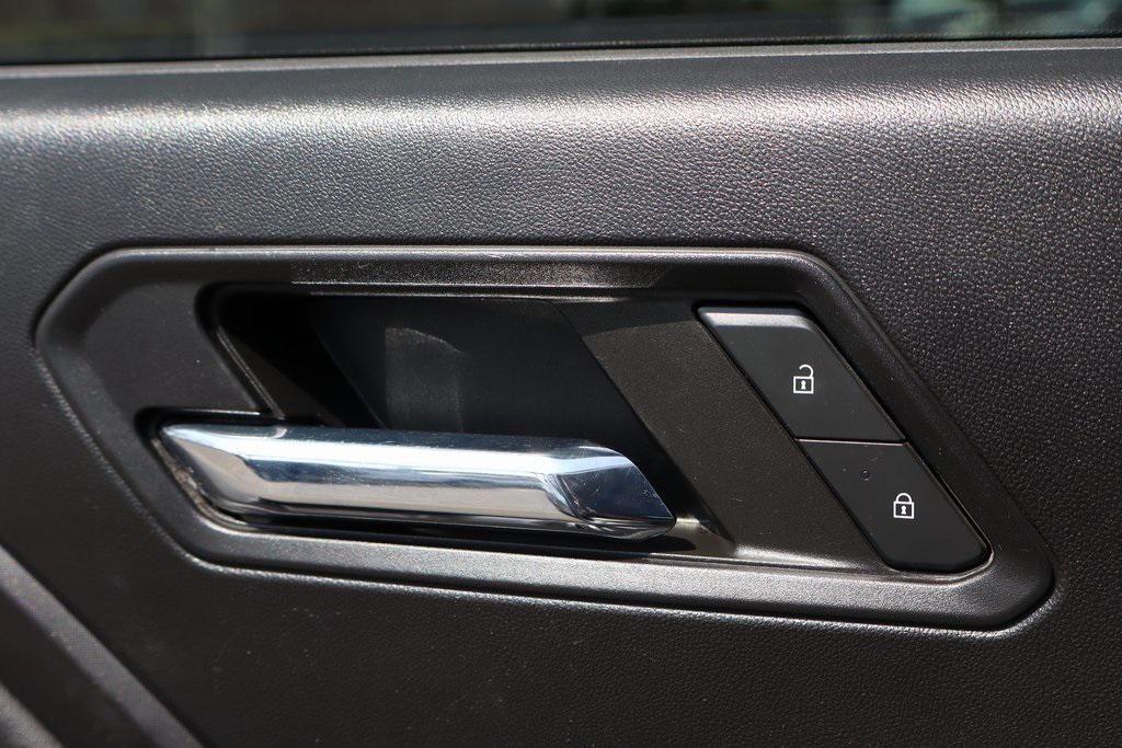 used 2023 GMC Canyon car, priced at $30,995