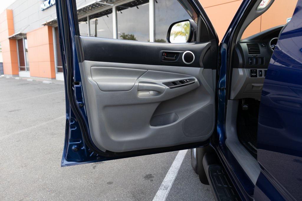 used 2014 Toyota Tacoma car