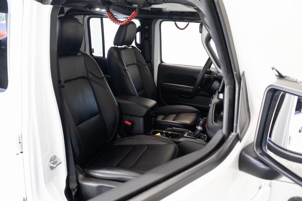 used 2024 Jeep Gladiator car, priced at $32,995