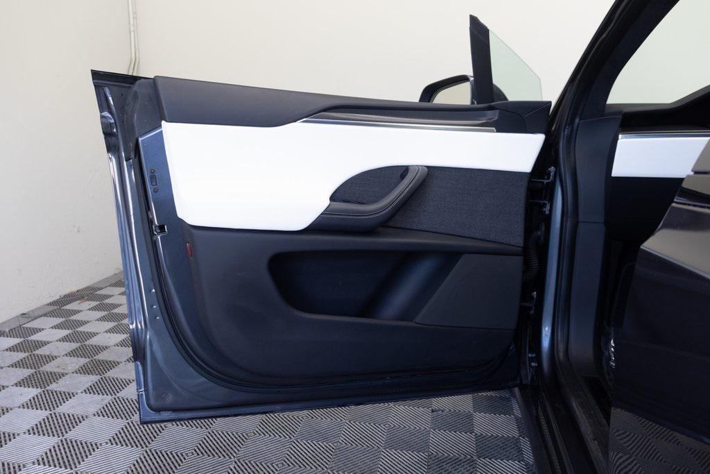 used 2022 Tesla Model X car, priced at $59,995
