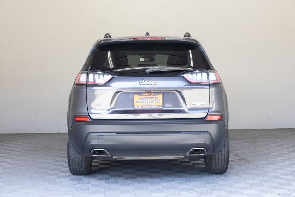 used 2022 Jeep Cherokee car, priced at $20,995