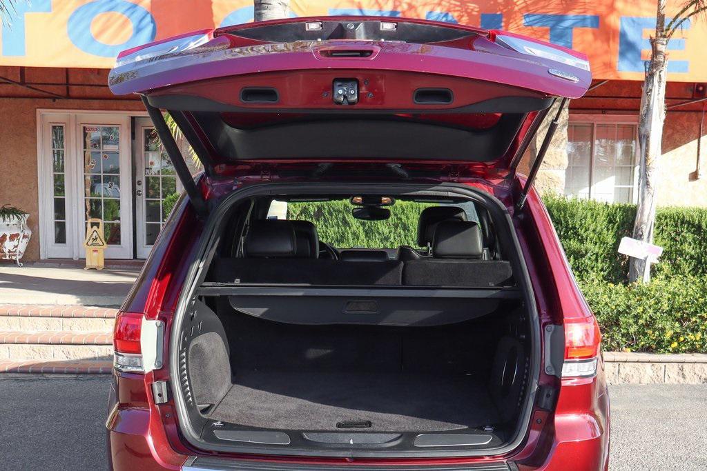 used 2020 Jeep Grand Cherokee car, priced at $24,995