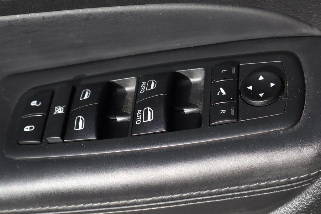 used 2020 Jeep Grand Cherokee car, priced at $24,995