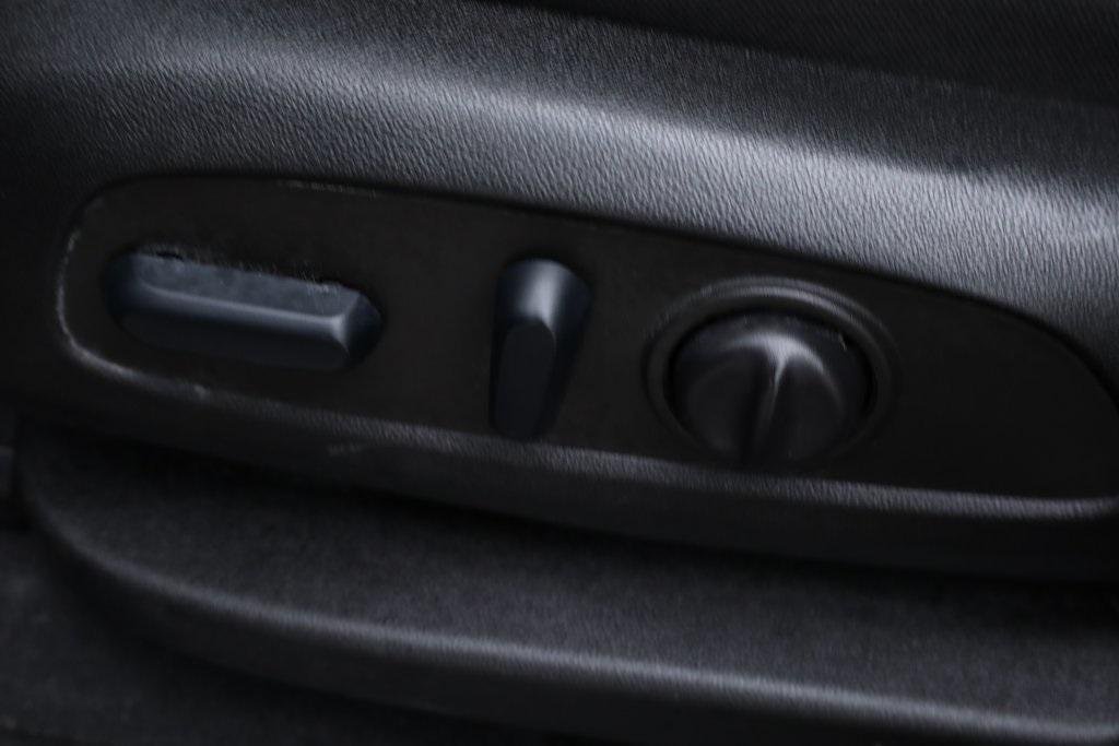 used 2022 Chevrolet Equinox car, priced at $15,995