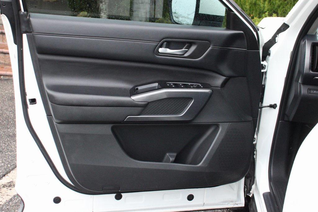 used 2024 Nissan Pathfinder car, priced at $29,995