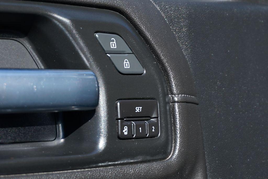 used 2020 GMC Sierra 2500 car, priced at $41,995