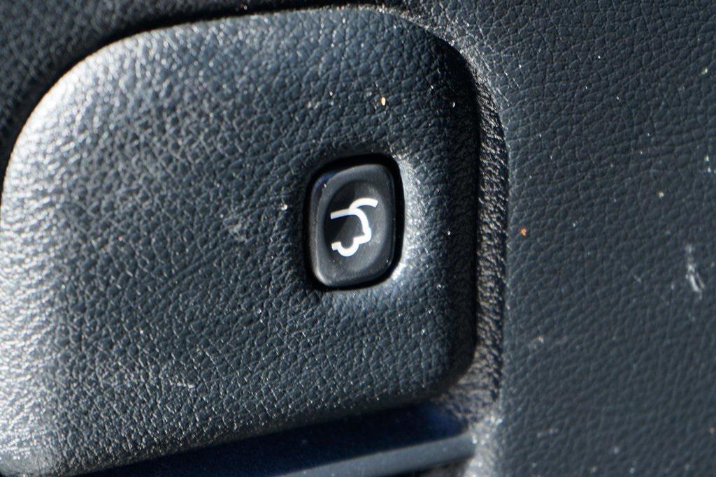 used 2019 Jeep Grand Cherokee car, priced at $17,995