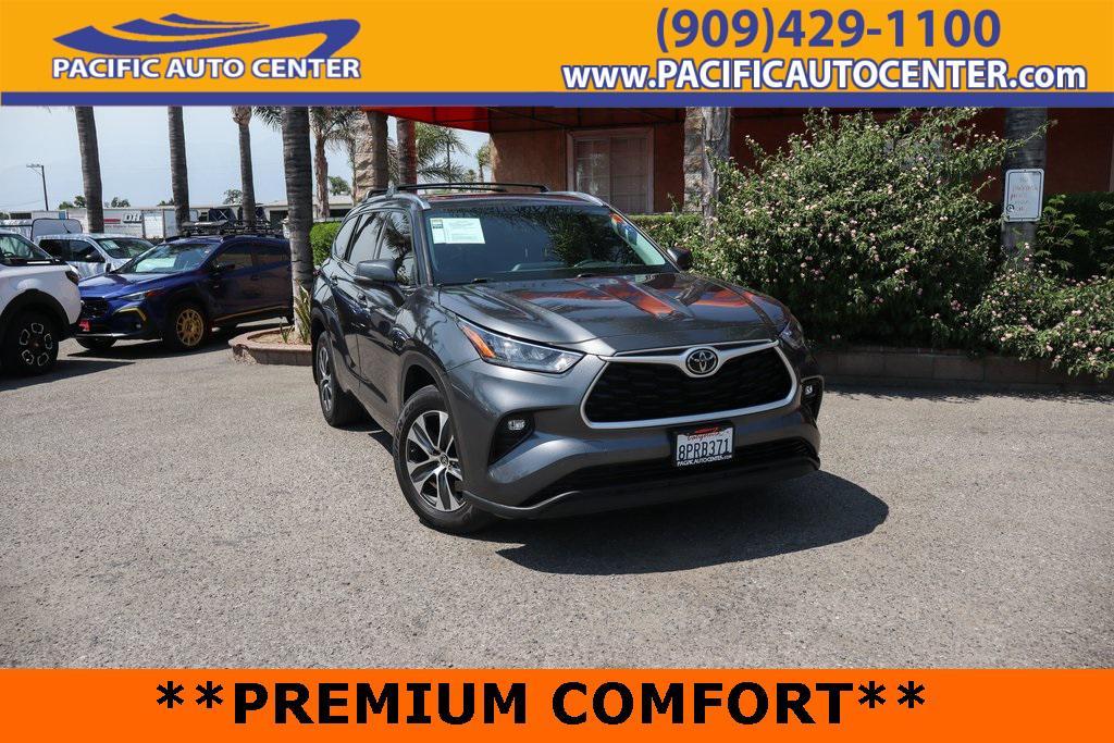 used 2020 Toyota Highlander car, priced at $23,995
