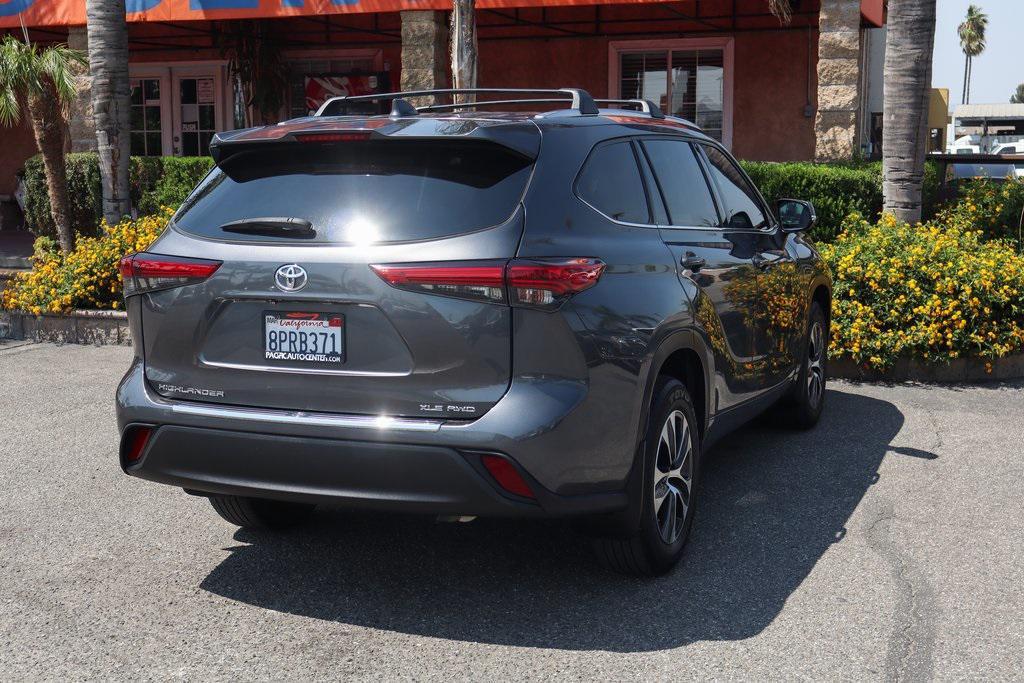 used 2020 Toyota Highlander car, priced at $23,995