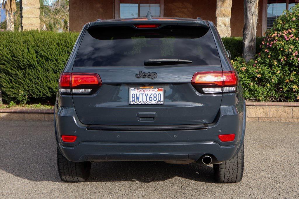 used 2018 Jeep Grand Cherokee car, priced at $14,995