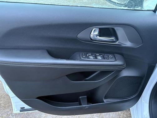 new 2026 Chrysler Voyager car, priced at $43,115