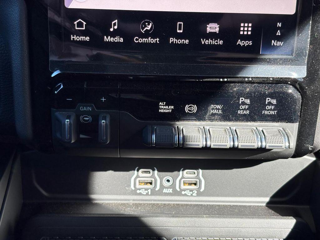 new 2025 Ram 2500 car, priced at $89,220